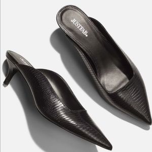 BRAND 🆕 BLACK Faux Leather Kitten Heel Mule ▪️